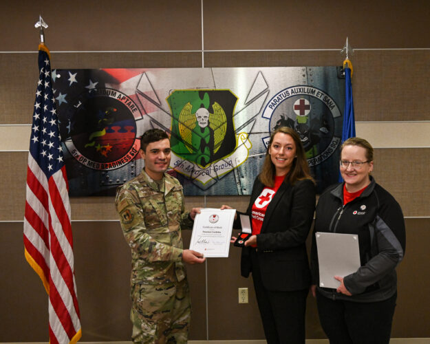 Minot AFB airmen receive Red Cross Lifesaving Awards News, Sports